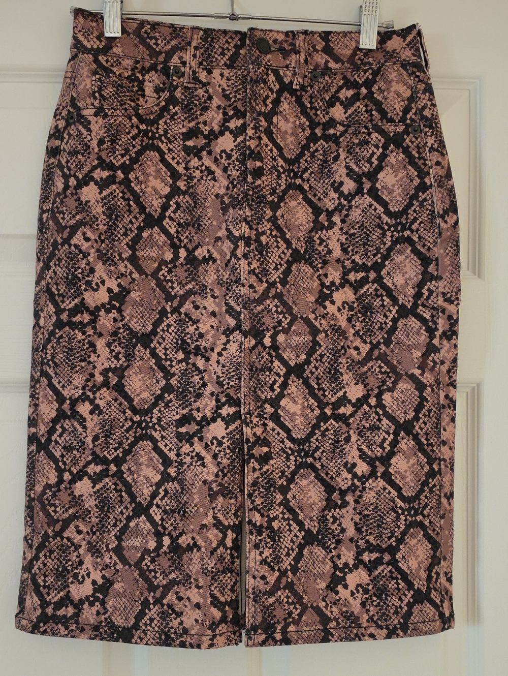 Boston Proper Tan & Black Snake-Print Denim Pencil Skirt